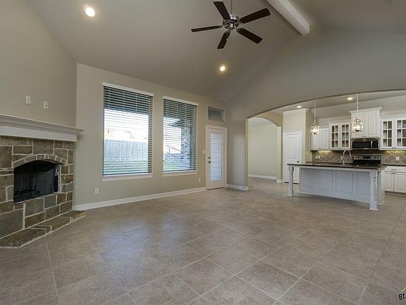 4th image of 7321 Flat Rock Ln