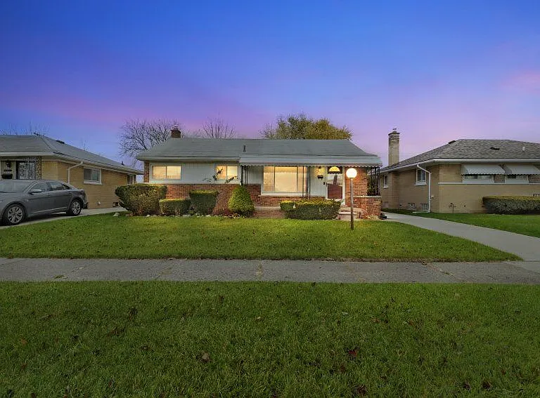 4941 Julius Blvd — Photo 1