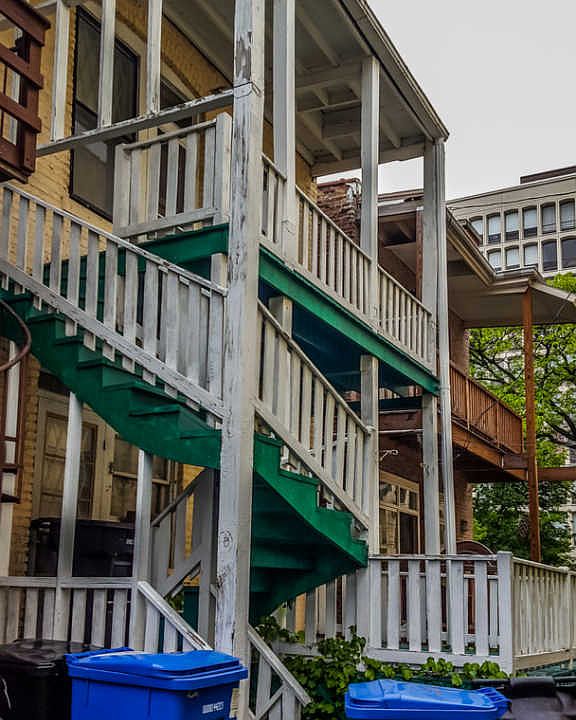 2nd image of 5521 S Dorchester Ave
