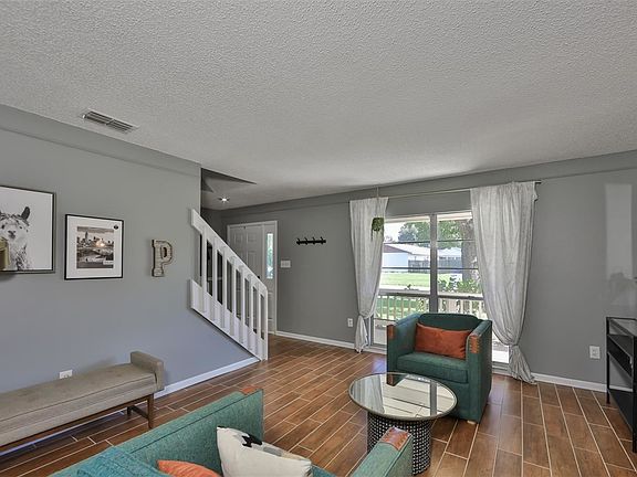5th image of 3028 Annadale Cir