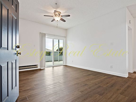 4th image of 1201 Glen Cove Pkwy APT 1206