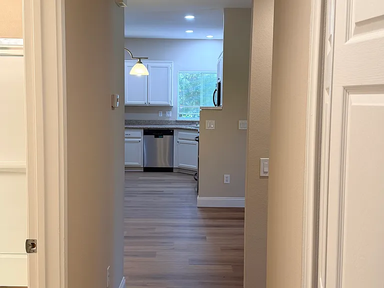 103 Tuscany Ct — Photo 39