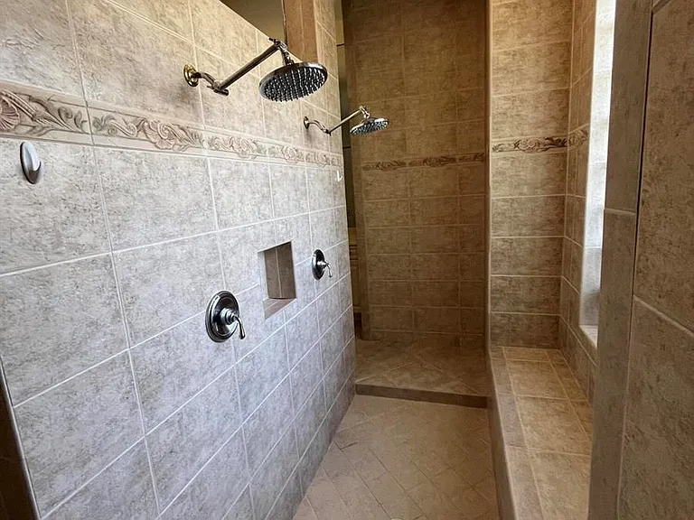 7724 NW 47th Dr — Photo 10