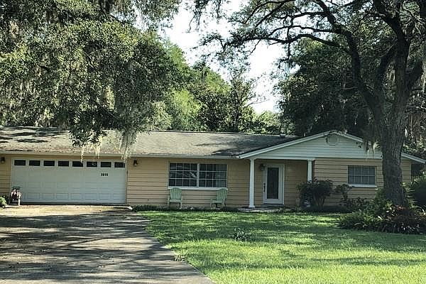 1st image of 3015 Lake Ellen Dr
