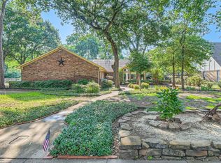 445 Frankie Ln, Lewisville, TX 75057