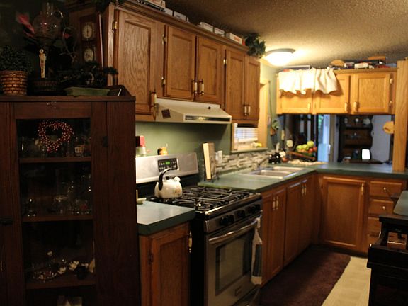 2nd image of 2545 Benjamin Dr