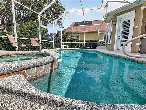 5th image of 5 Captiva At Lionspaw