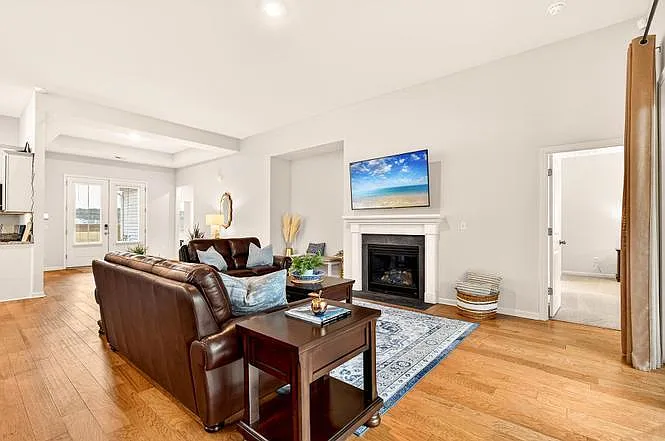 246 Silver Creek Dr #1 — Photo 28