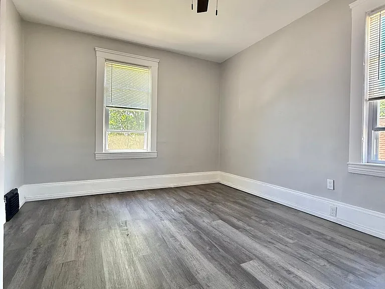 4711 Behrwald Ave #UP — Photo 13