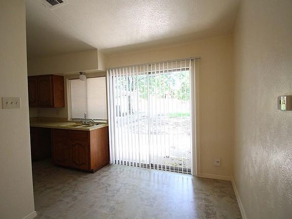 5th image of 10039 Hymie Cir