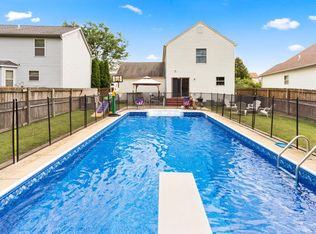 8130 Chapel Stone Rd, Blacklick, OH 43004