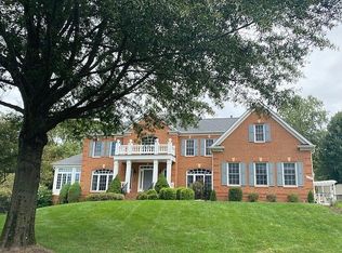 11596 Cedar Chase Rd, Herndon, VA 20170