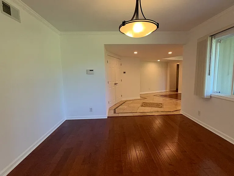 1385 Greenmont Dr — Photo 18