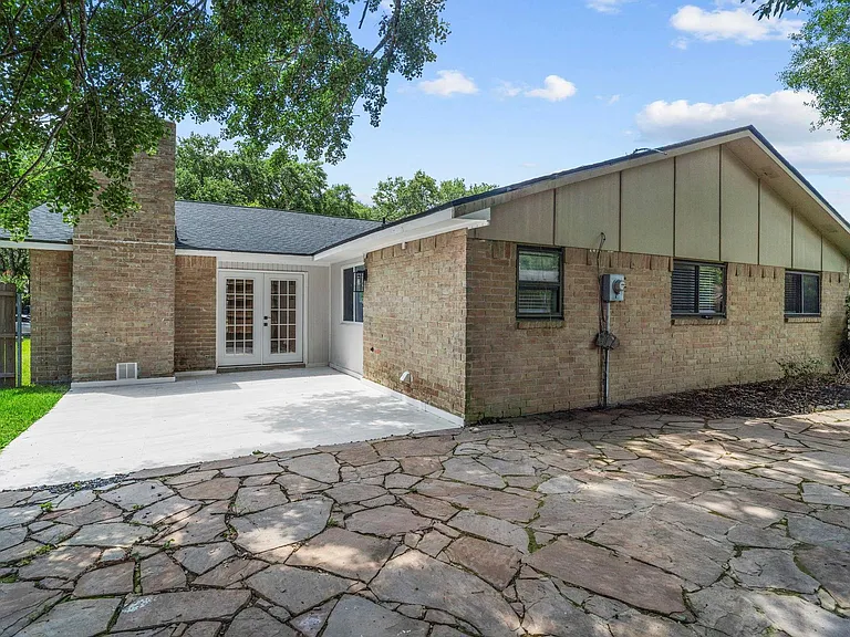 3902 Marywood Dr — Photo 39