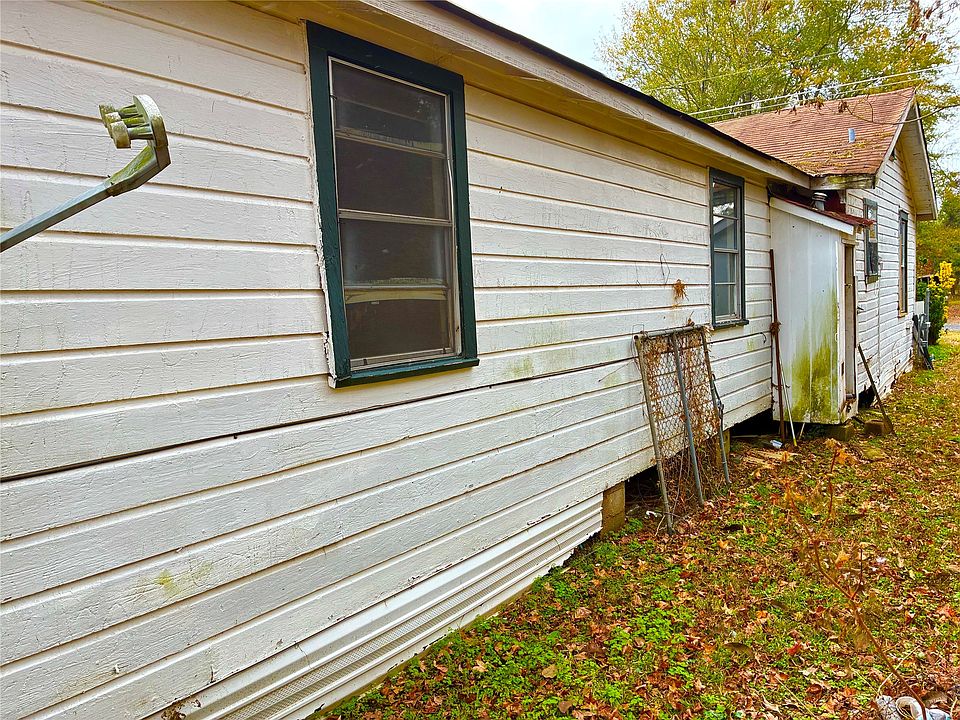 1st image of 3812 Mayfield St