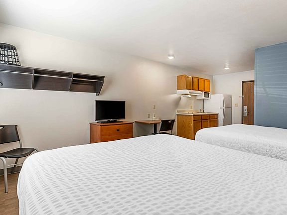 Studio Suite - 2 Queen Beds