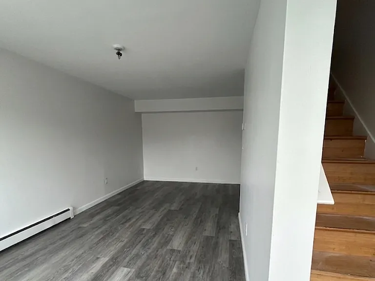 747 Lexington Ave #2 — Photo 8