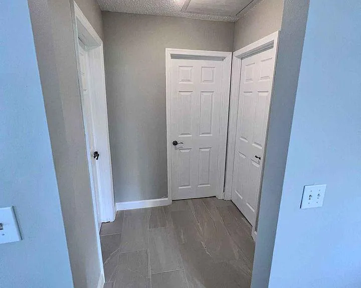 2410 S Brocksmith Rd — Photo 28