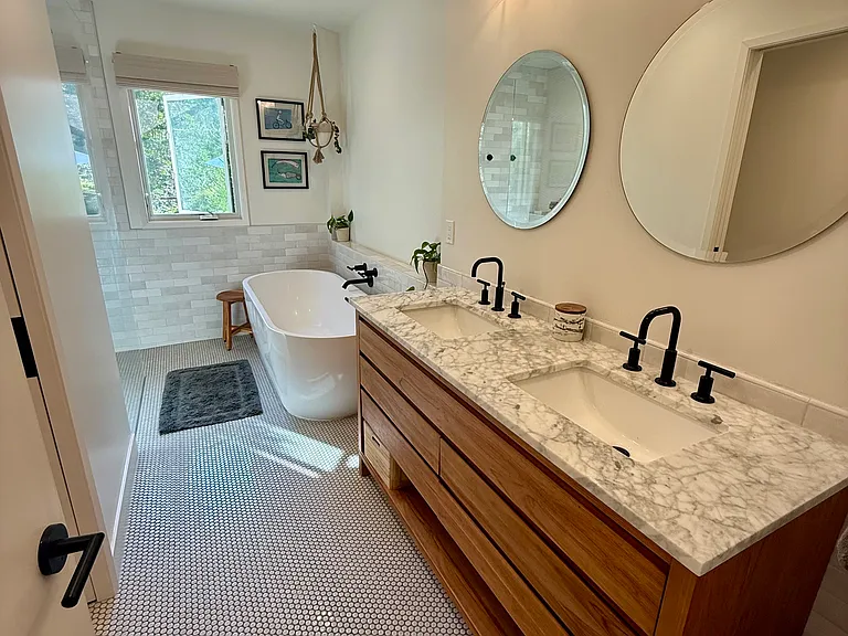 1024 Palermo Dr — Photo 12