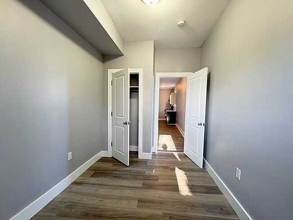 2nd image of 618 S Orange Ave