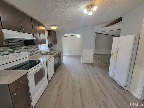 4th image of 4410 N Shelburne Dr