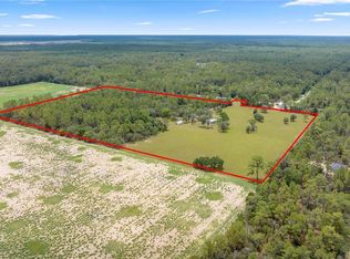 24401 NW Falcon Ave, Dunnellon, FL 34431