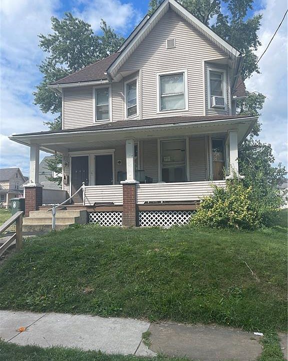 2nd image of 605-607 Newton Ave NW
