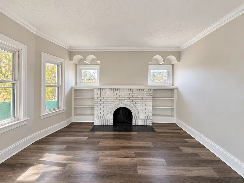 3 bed, 1.0 bath, 1000 sqft, $1,600 — Photo 3