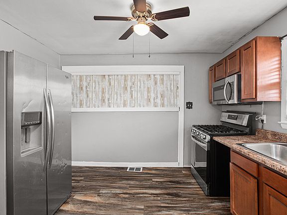 5th image of 119 Ilhardt Ave
