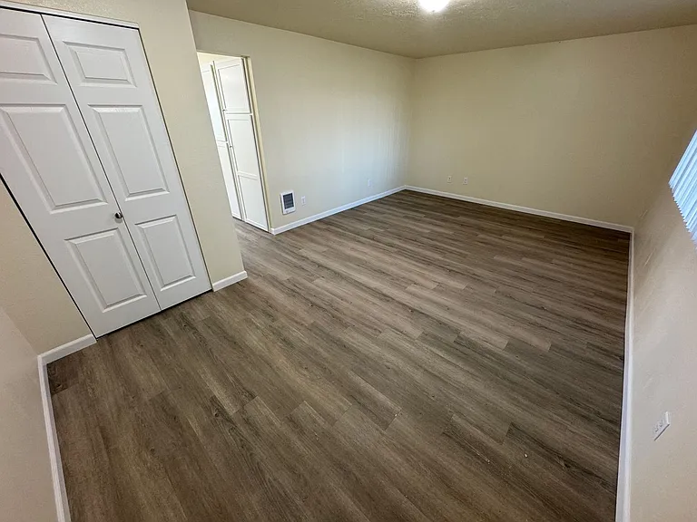 2215 Elm St SW — Photo 27