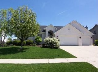 25003 W Round Barn Rd, Plainfield, IL 60585