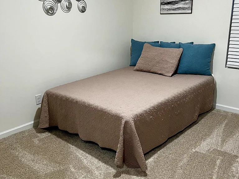 1006 Saylors Pl — Photo 10