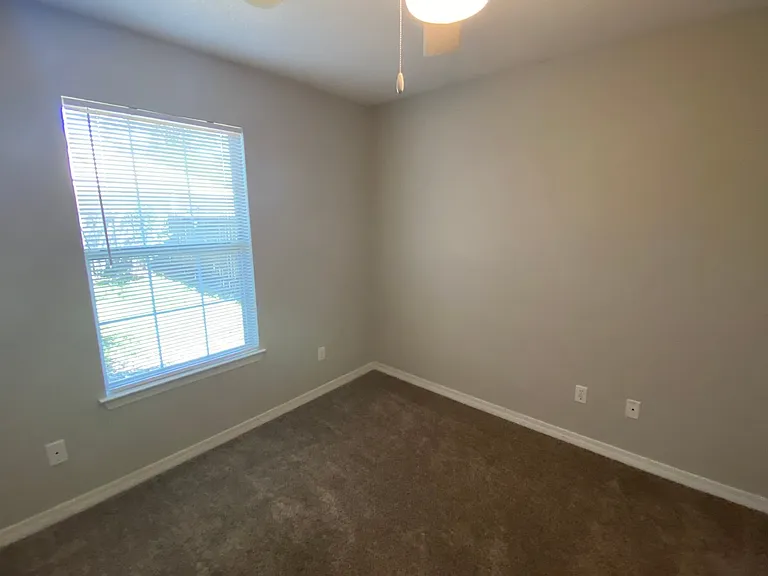 113 Oakhill Ave — Photo 11
