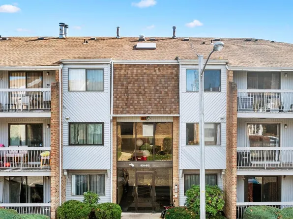 906 Edison Glen Ter, Edison, NJ 08837