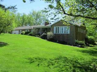 902 Marietta Ave, Hanover, PA 17331