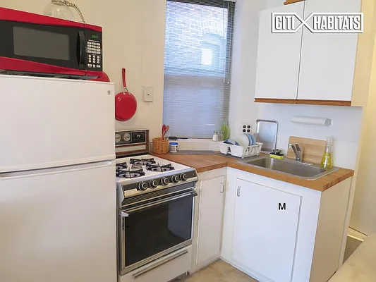 Rented by Citi Habitats | media 43