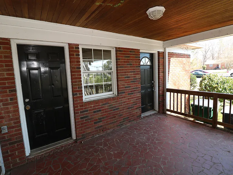 3741 N Sharon Amity Rd — Photo 21