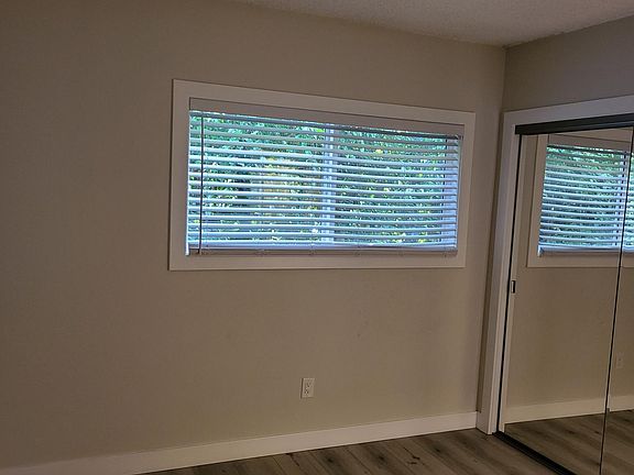 4th image of 443 Bay St #5