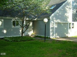 6 Woodbury Pl #6, Woodbury, CT 06798