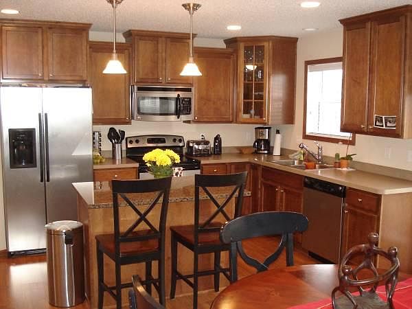 Open kitchen with breakfast bar
