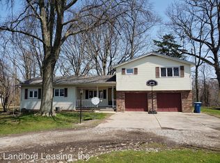 4003 Oak Point Rd, Lorain, OH 44053