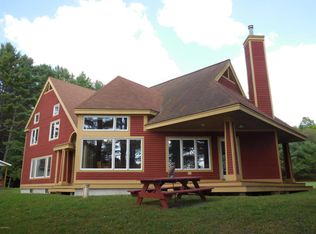 159 E Shore Dr, Adirondack, NY 12808