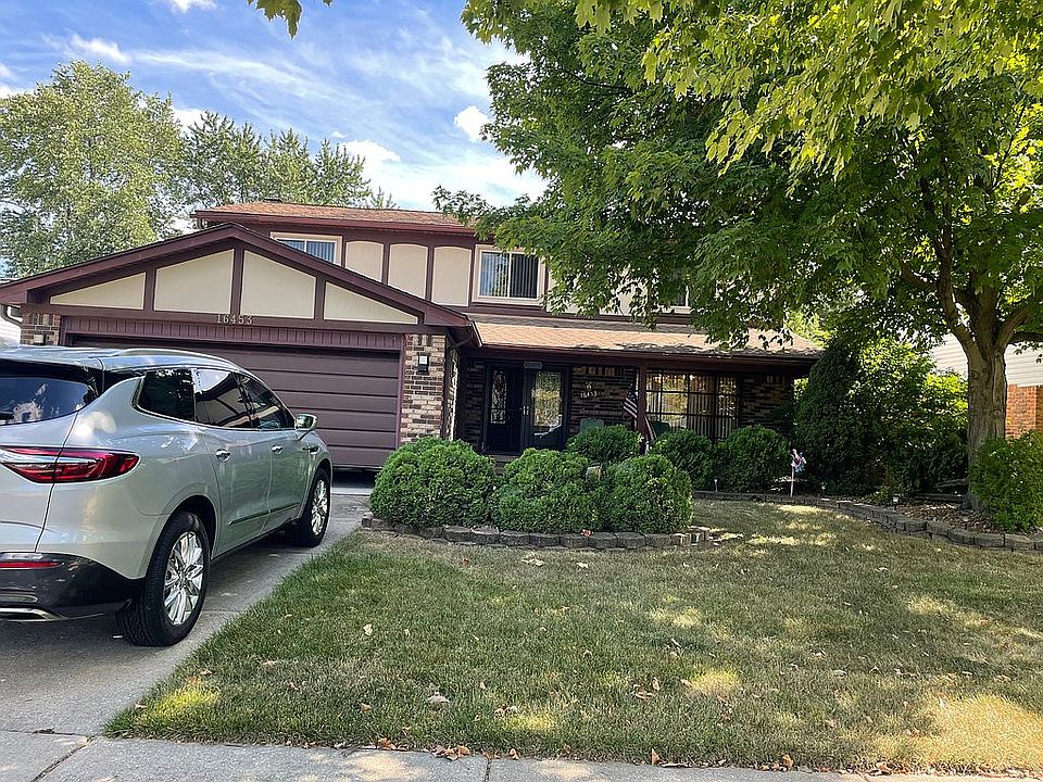 1st image of 16453 S Gatehouse Dr