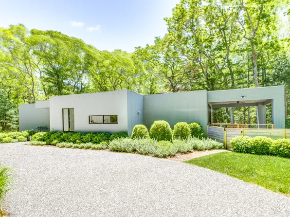 376 Stephen Hands Path, East Hampton, NY 11937