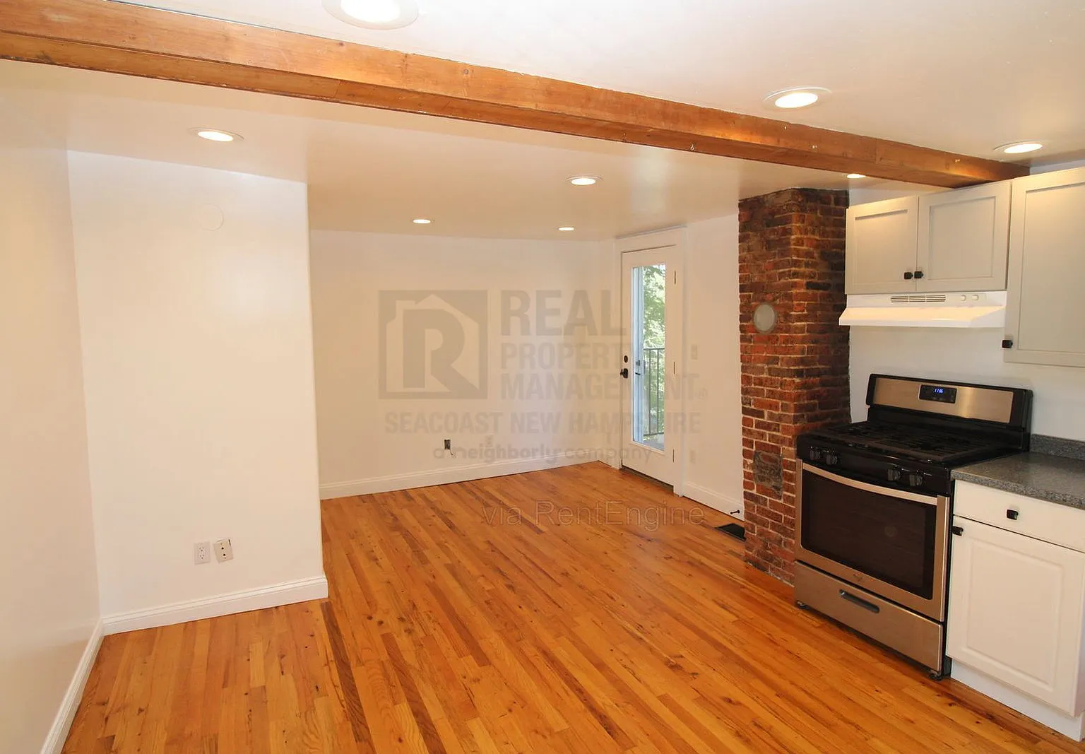 1 bed, 1.0 bath, $1,700 — Photo 3