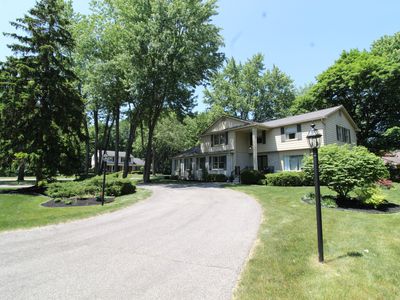 29001 Oak Point Dr, Farmington Hills, MI, 48331