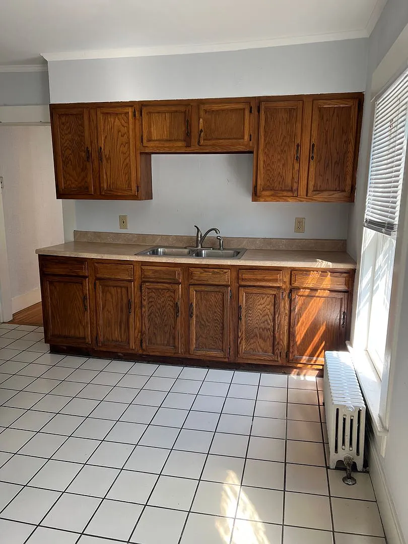 23 Gale Ave — Photo 3