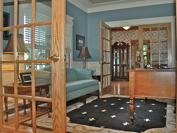Living Room/Office