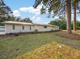315 Newton Dr, Adel, GA 31620