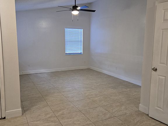 5th image of 422 Forest Park Ln